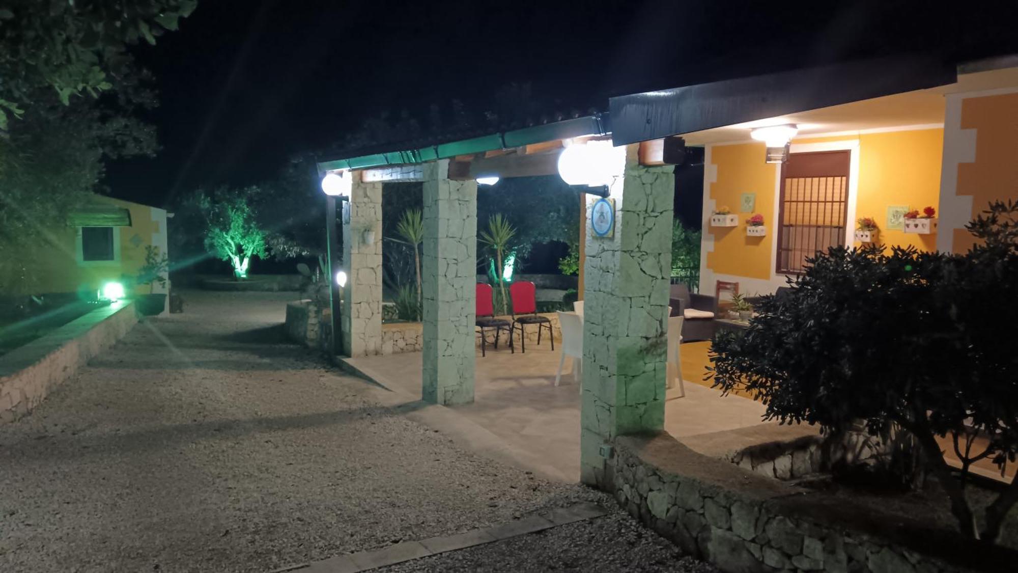 Villa Leonardo Canicattini Bagni エクステリア 写真