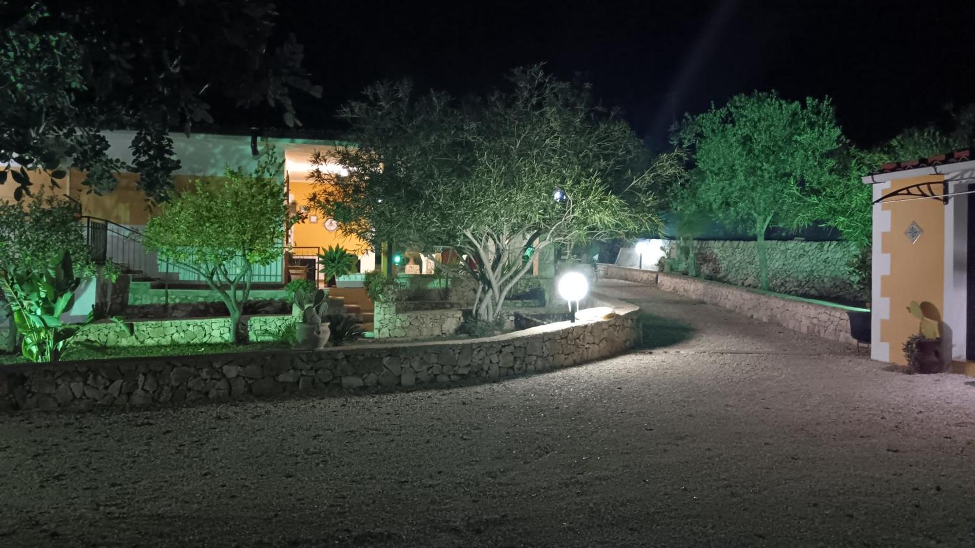 Villa Leonardo Canicattini Bagni エクステリア 写真