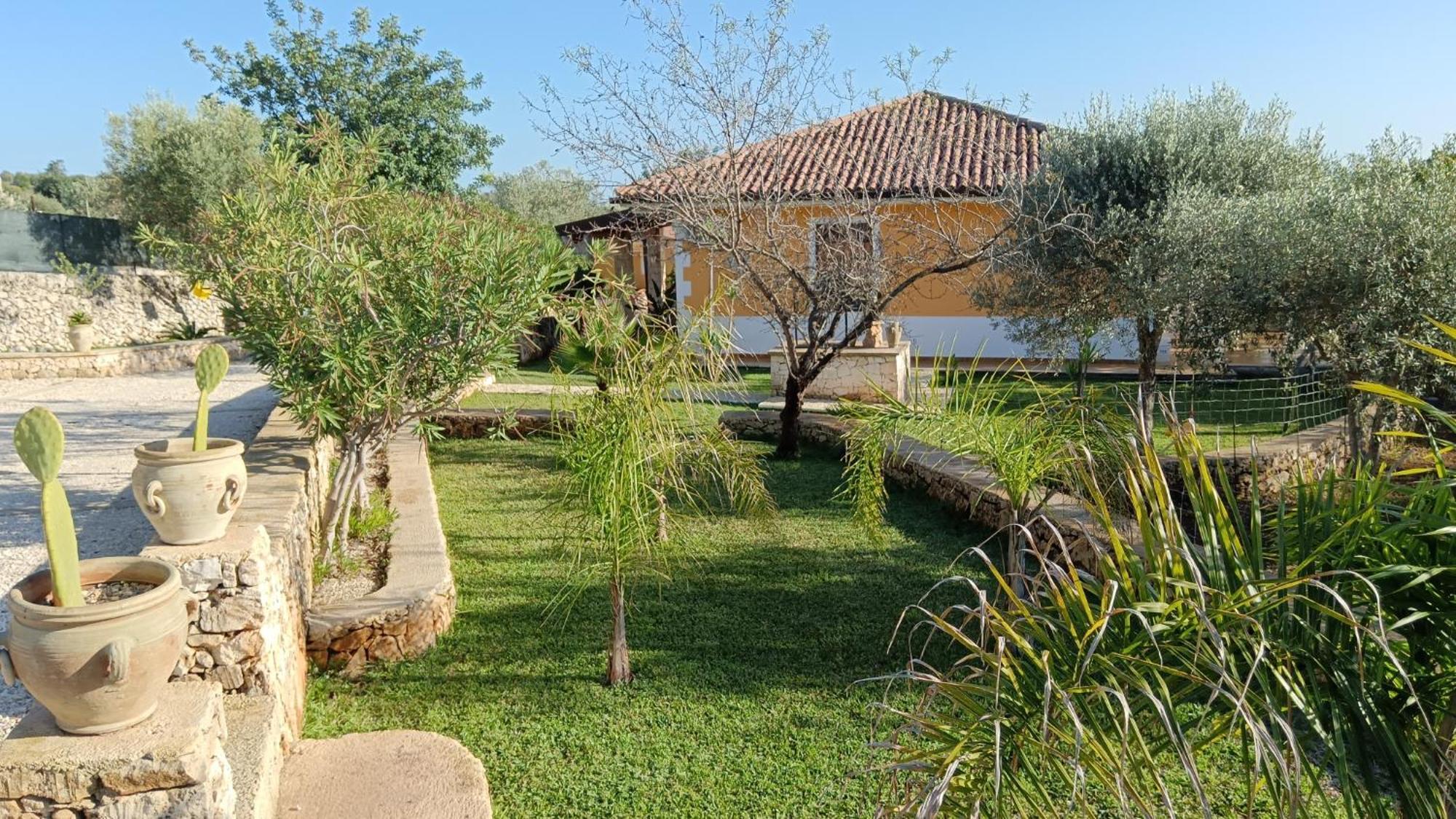 Villa Leonardo Canicattini Bagni エクステリア 写真